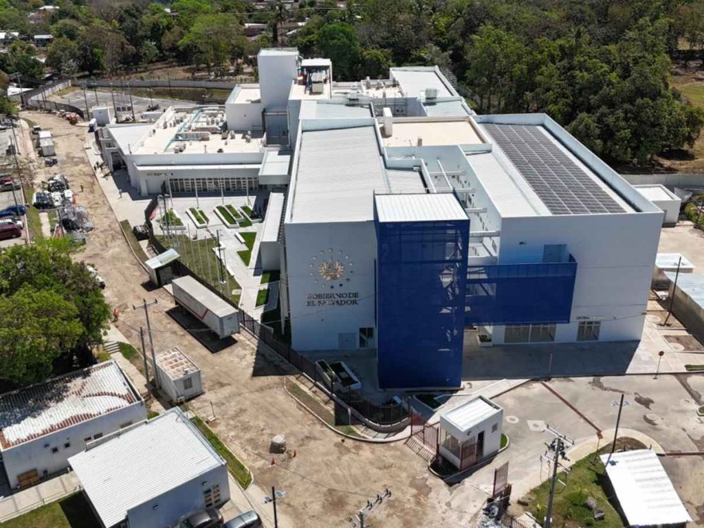 Avances de la construcción del Hospital de Nejapa.