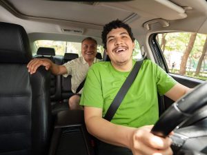 Usuarios y conductores negocian directamente el precio de cada viaje en la plataforma inDrive.