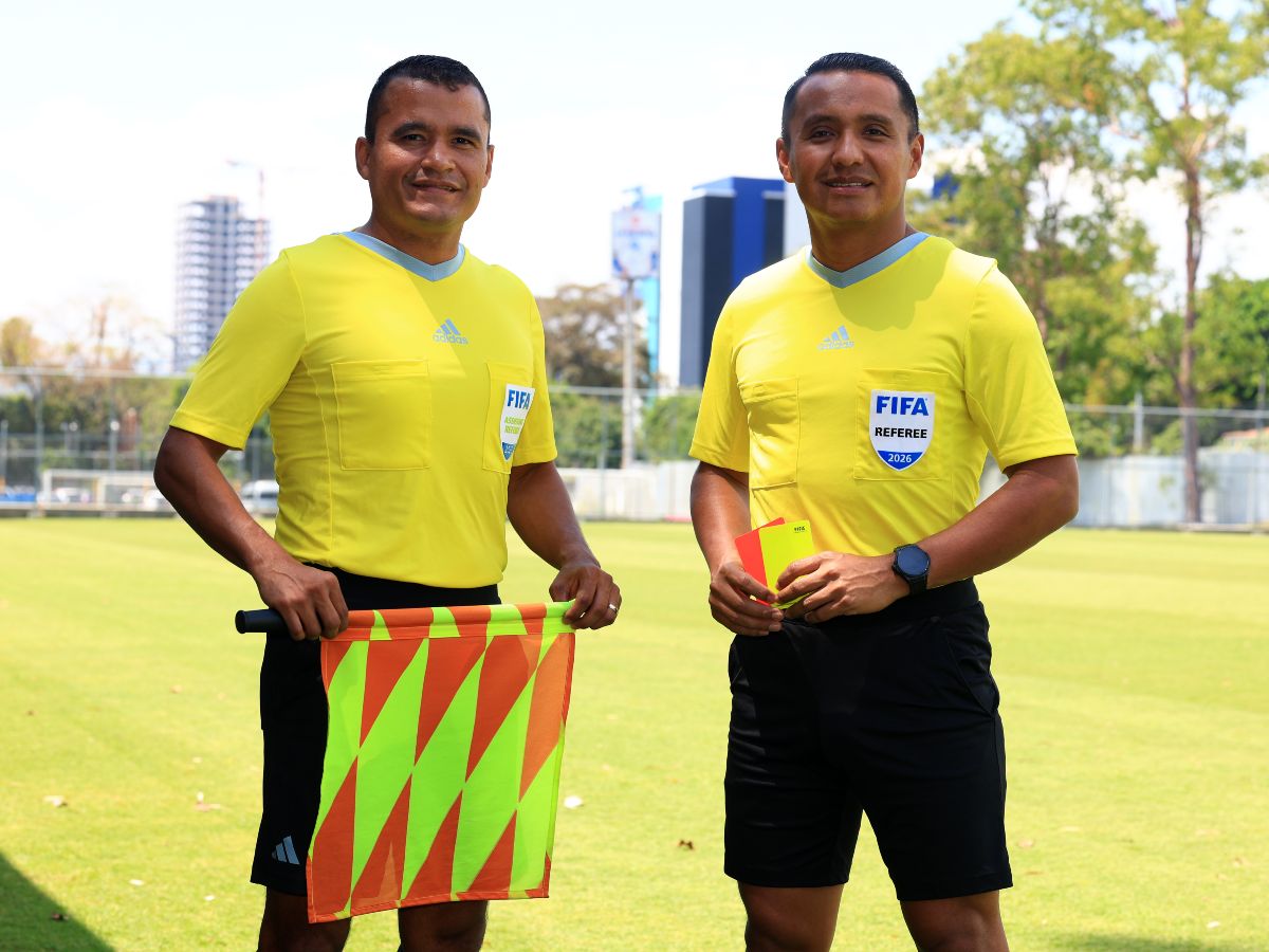 David Morán e Iván Barton listos para ser árbitros en el Mundial 2026. Foto Cortesía FESFUT