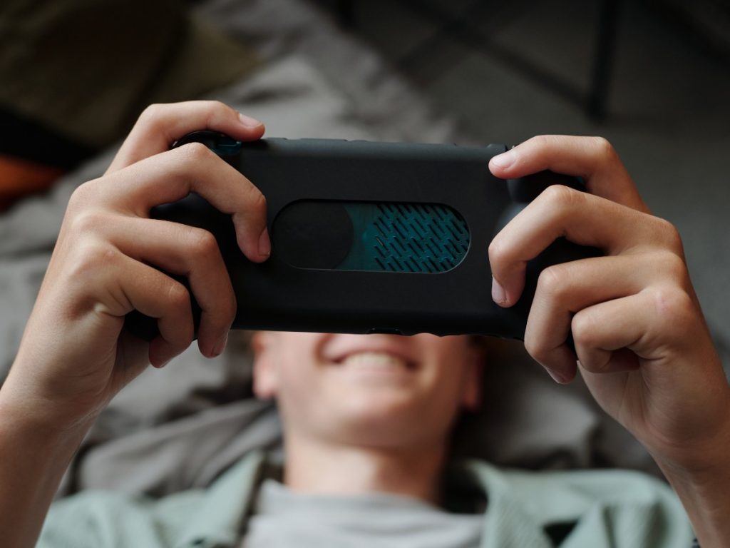 El auge de los ‘cozy games’ marca una tendencia global hacia experiencias digitales centradas en la relajación y el bienestar emocional.