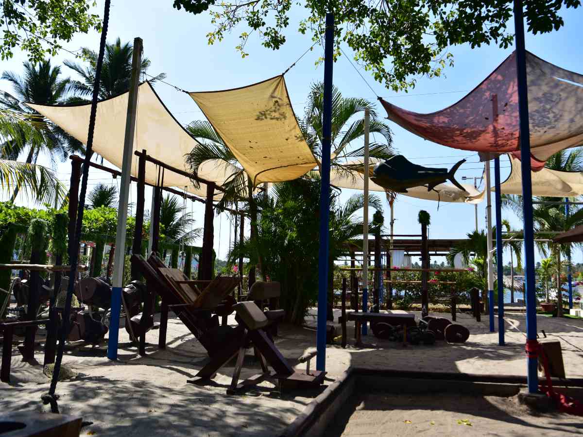 jungle-gym-mizata-lapaz01