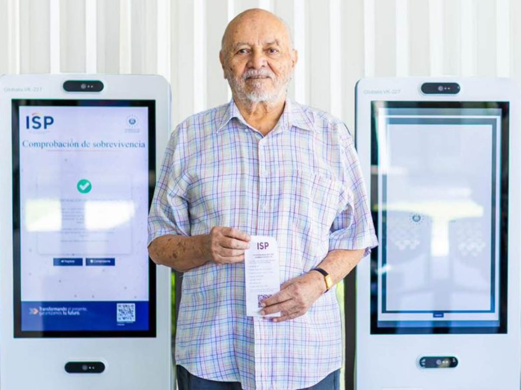 Los kioscos digitales del ISP permiten a los pensionados realizar su comprobación de sobrevivencia en pocos minutos,