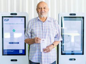 Los kioscos digitales del ISP permiten a los pensionados realizar su comprobación de sobrevivencia en pocos minutos,