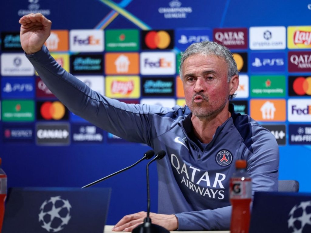 Luis Enrique, técnico del PSG, en rueda de prensa. Foto AFP