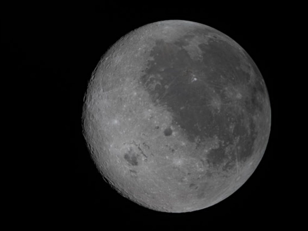 Artemis II quedará sin contacto con la Tierra durante 40 minutos en la cara oculta de la Luna