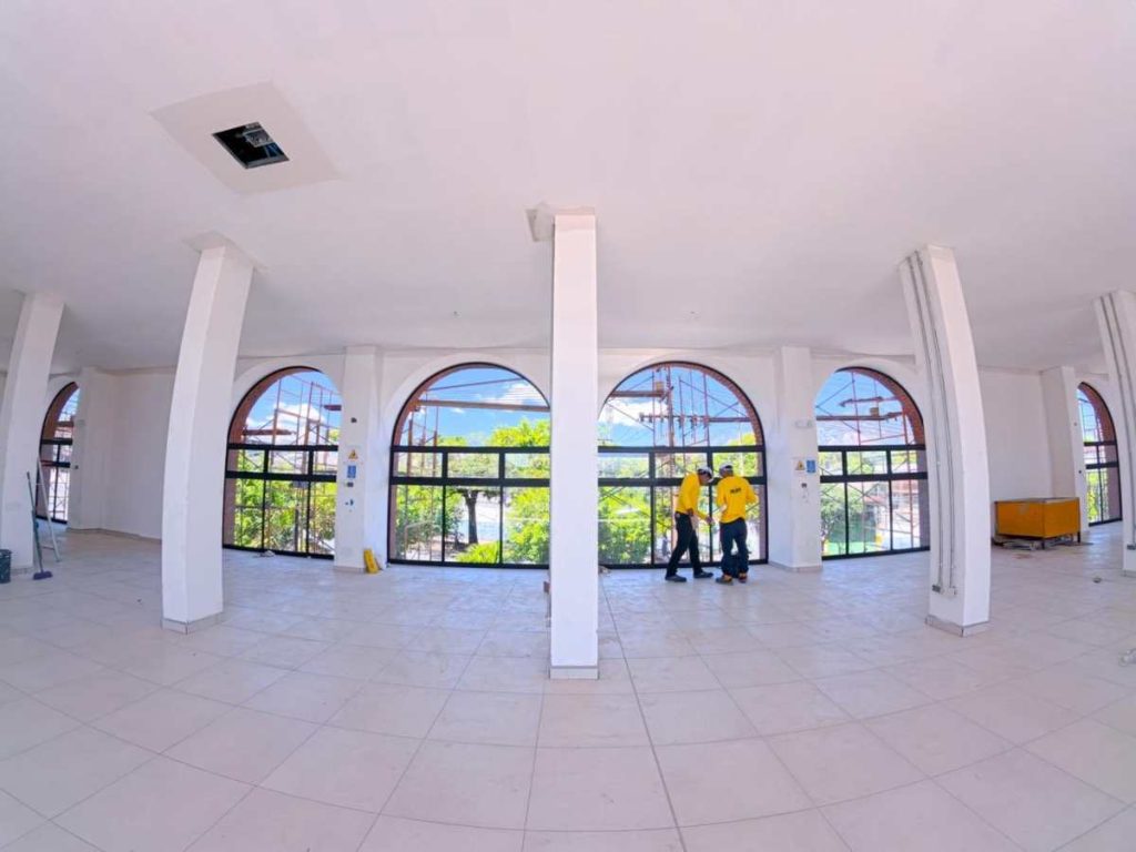 El proyecto contempla la incorporación de áreas comerciales y oficinas de servicios estatales.