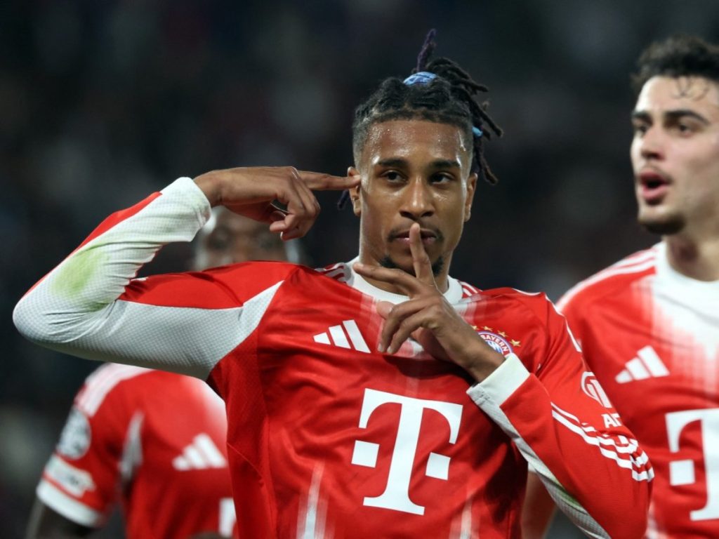 Michel Olise celebra su gol ante el PSG. Foto AFP