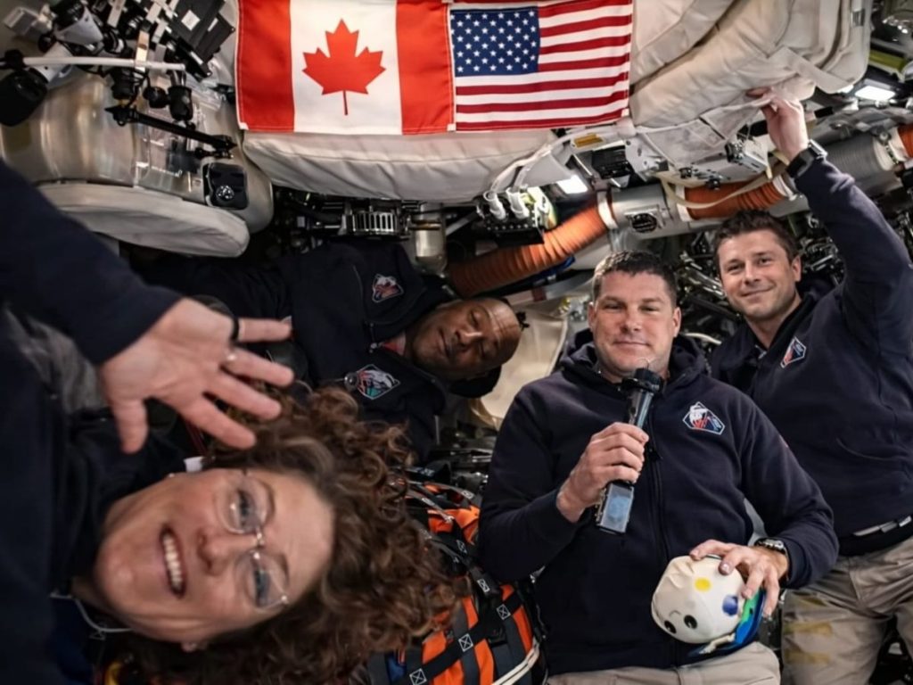 Misión Artemis II llega a la mitad del camino rumbo a la Luna