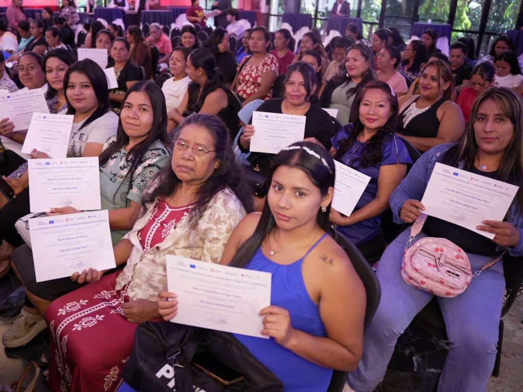 Las participantes desarrollaron planes de negocio que serán evaluados para acceder a financiamiento.