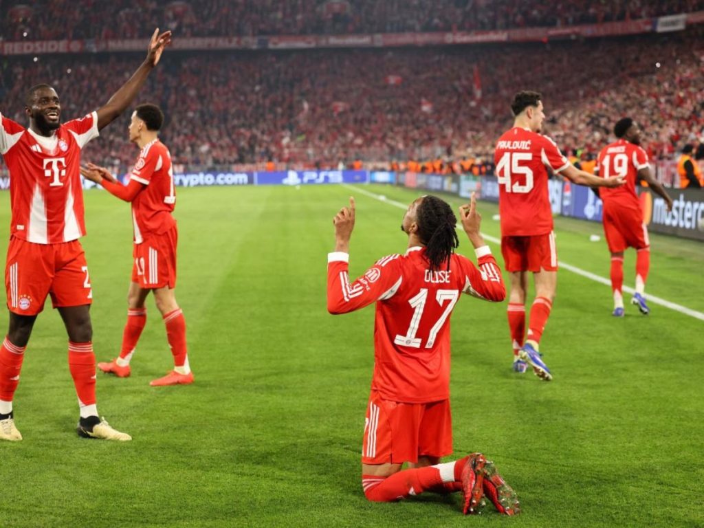 Michael Olise celebra la victoria ante el Real Madrid. Foto AFP