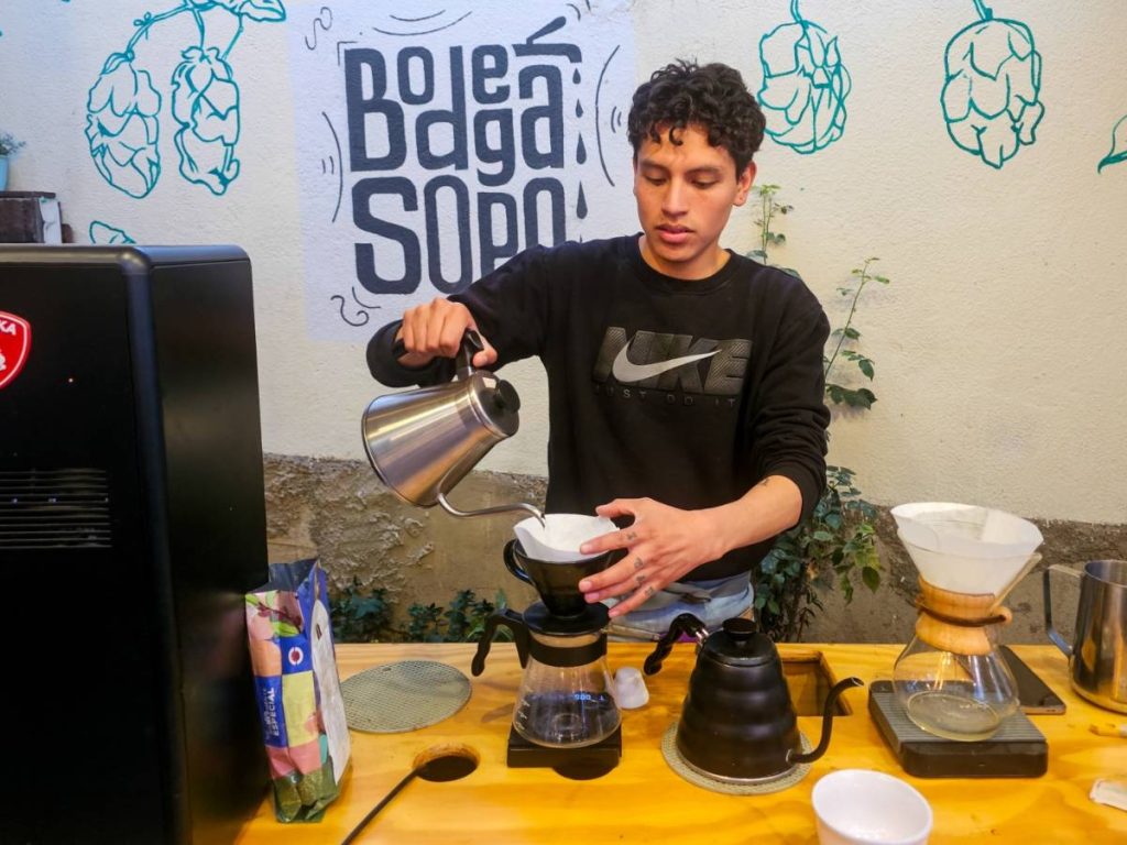 Catas organizadas por representaciones diplomáticas permitieron explorar los aromas y sabores del café de El Salvador.  Fotografía/ Embajada de El Salvador en Suramérica