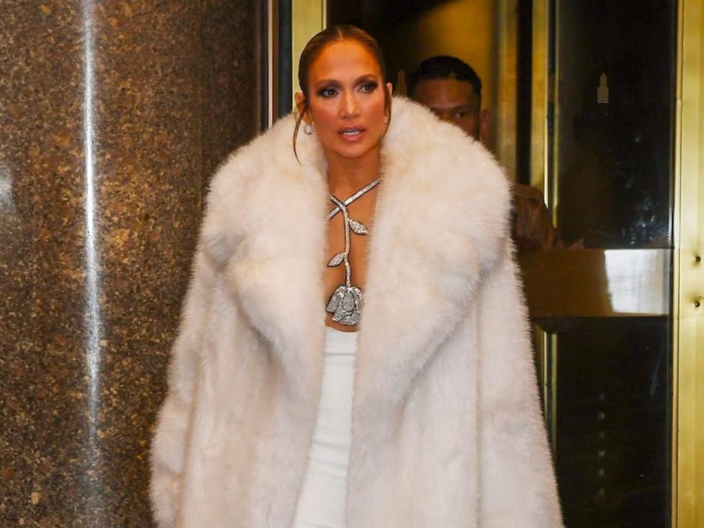 piel-animal-abrigos-sueter-venta-moda-tendencias (1)