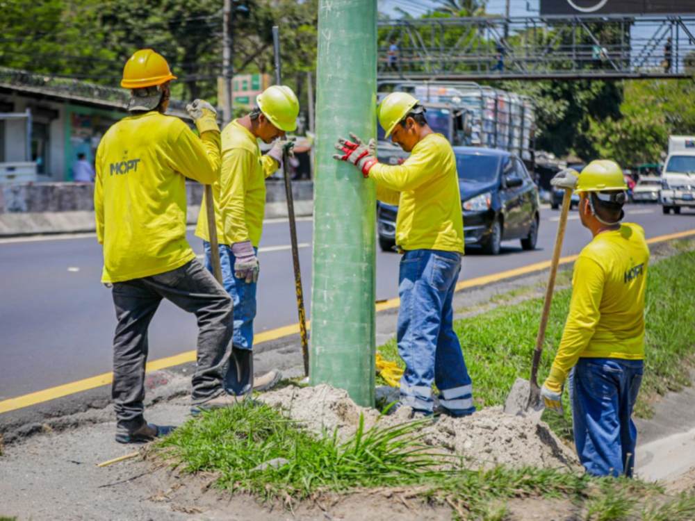 La intervención busca optimizar la iluminación en uno de los corredores más transitados del Gran San Salvador.