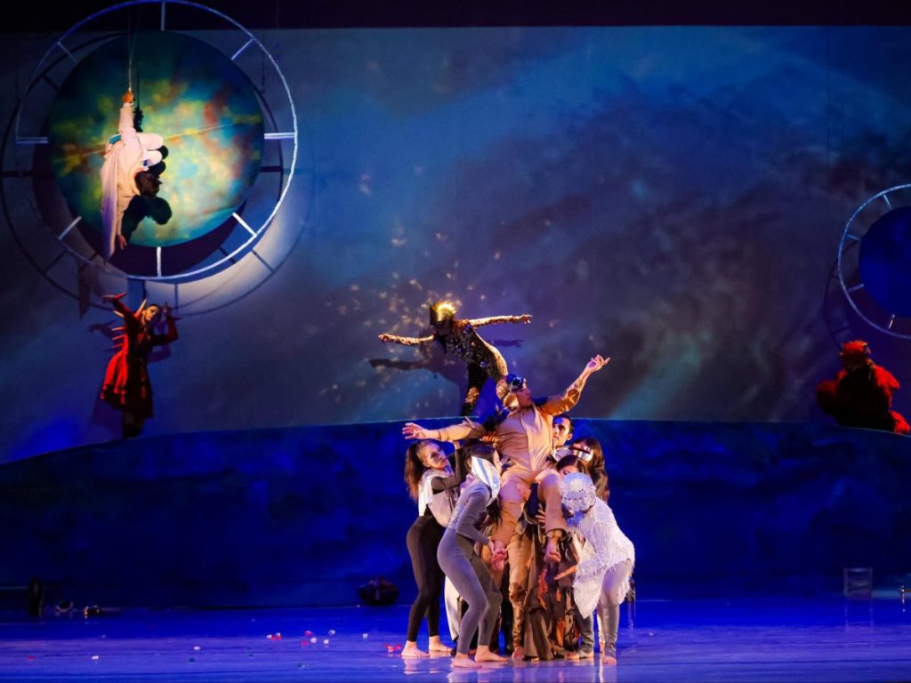 La Compañía Nacional de Danza presentó una emotiva adaptación de El Principito en el Teatro Nacional de San Salvador.