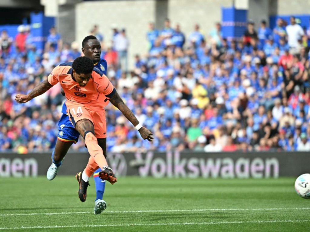 Marcus Rashford anota ante el Getafe. Foto AFP