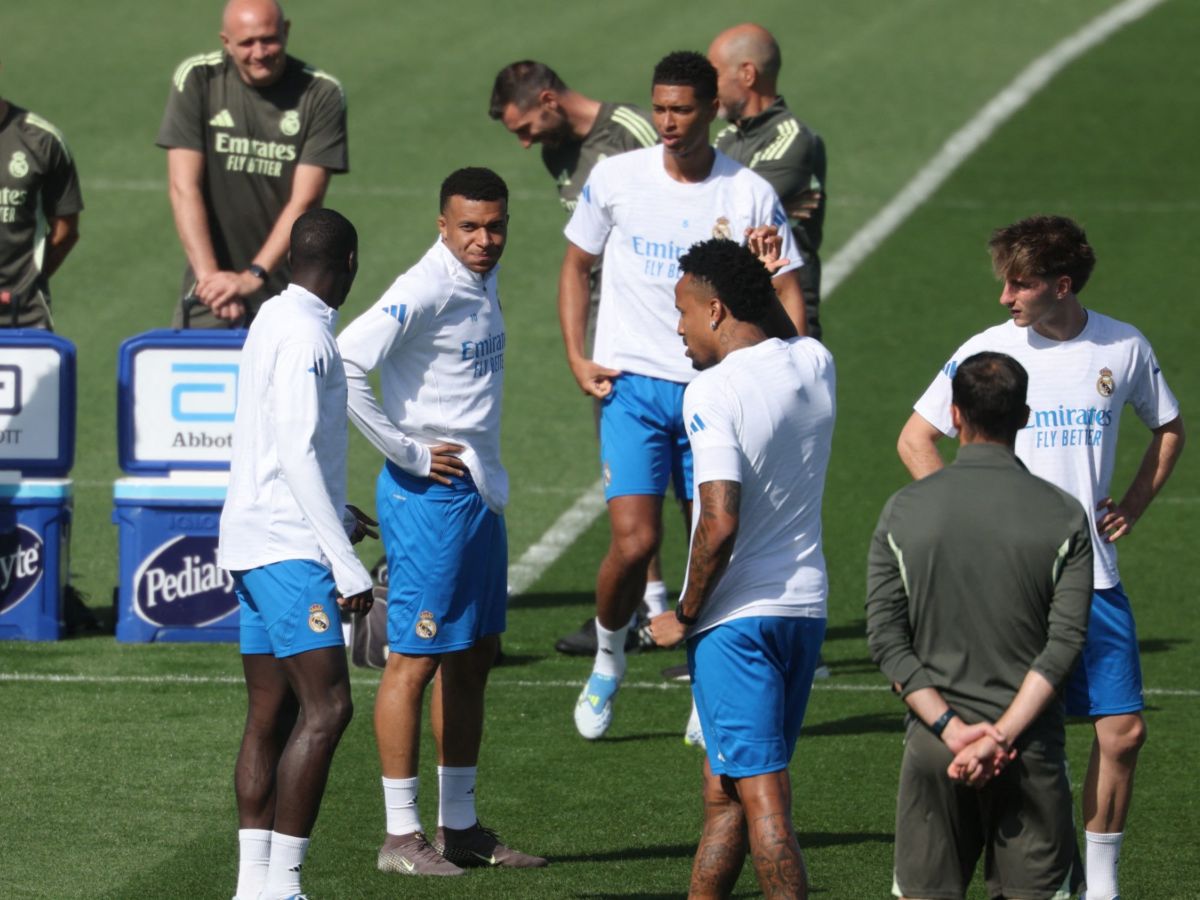 Real Madrid en entrenamiento. Foto AFP