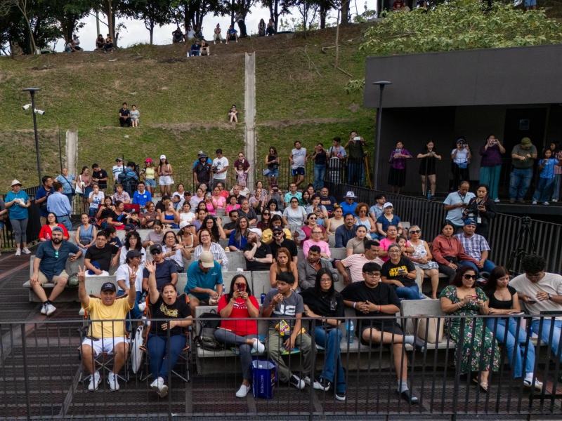Ver Coachella desde San Salvador se transformó en una experiencia colectiva única.
