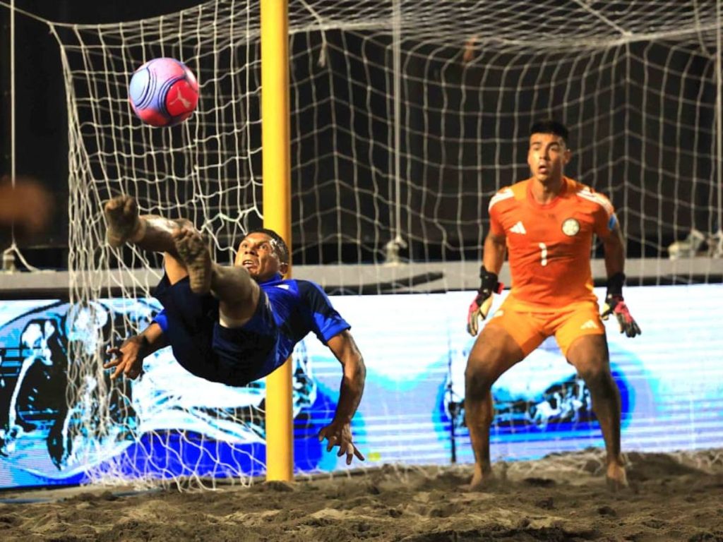 Tras un inicio complicado, el equipo nacional reaccionó con una ofensiva efectiva liderada por Edward Vásquez y Emerson Cerna, quienes anotaron tres goles cada uno. Foto INDES