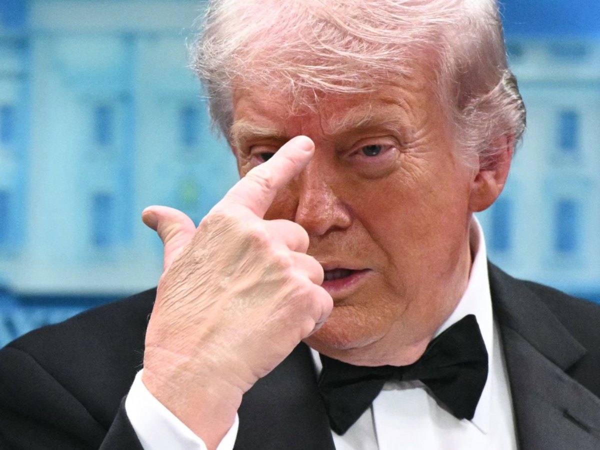 Donald Trump tras atentado. Foto AFP