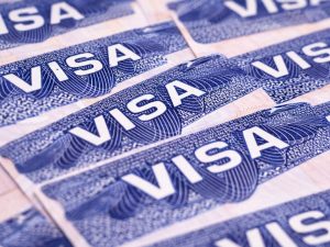 Estados Unidos endurece política de visas para América Latina