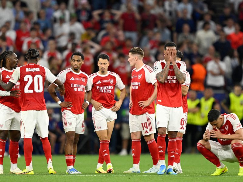 Arsenal quedó cerca de la gloria europea, pero sus fallos en la tanda abrieron el camino para la coronación del PSG.