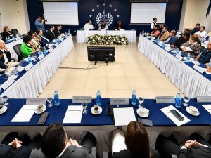 Consejo Superior del Trabajo presenta plan de formalización laboral-Ministro de Trabajo y presidente del CST