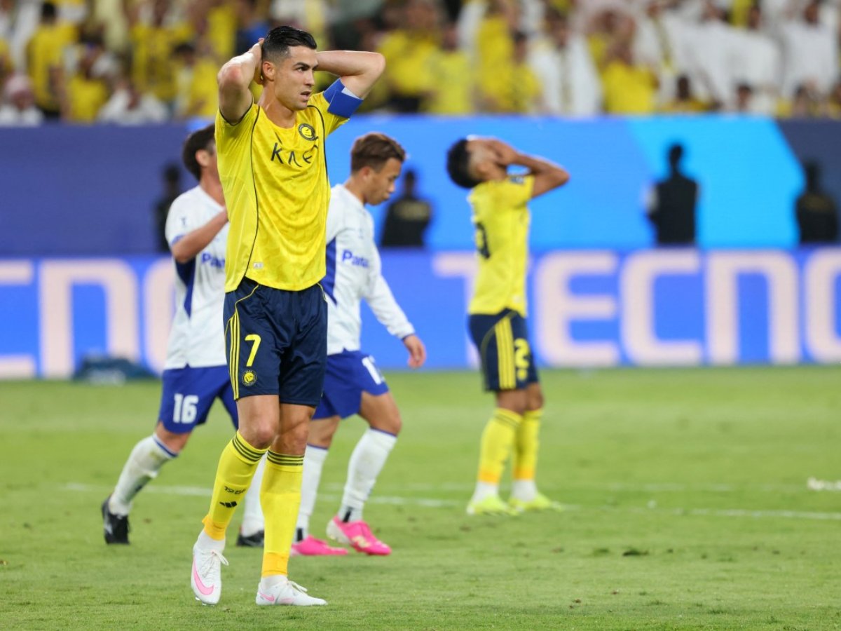 Cristiano Ronaldo se lamenta la caída del Al Nassr. Foto AFP