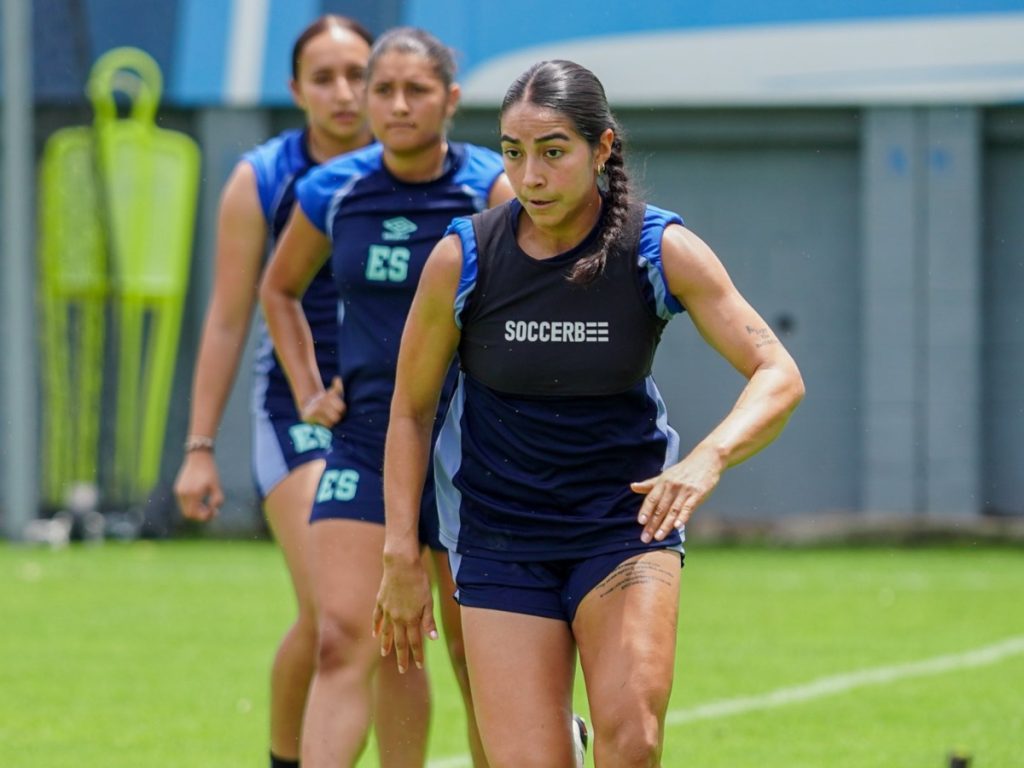 La Selecta Femenina continúa su preparación en las instalaciones de la FESFUT de cara a los amistosos internacionales ante Costa Rica y Guatemala. Fotografía/ FESFUT