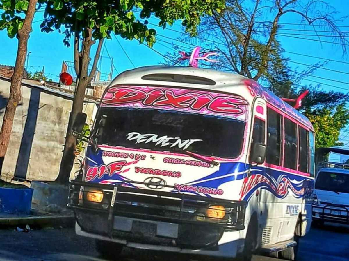 Las rutas 41-F y 41-G se sumaron a la iniciativa que permitirá a las mamás viajar sin costo este sábado en el área metropolitana.