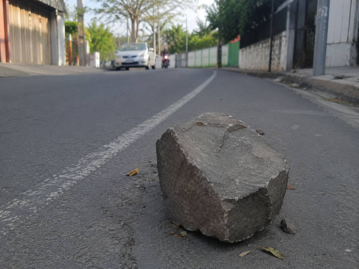 calle-obstáculo-vehículo