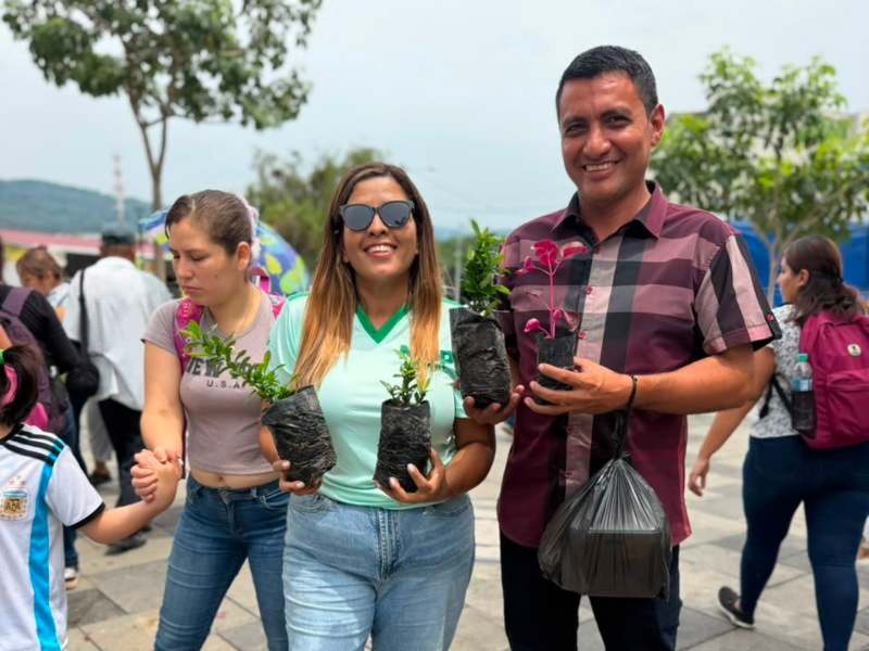 El Ministerio de Obras Públicas impulsa jornadas de reforestación a través de la iniciativa MOP Verde. Foto/ Cortesía