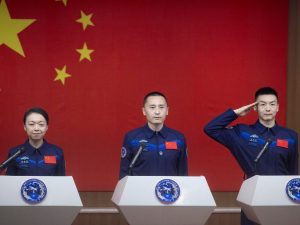La misión Shenzhou-23 despegará desde el Centro de Lanzamiento de Satélites de Jiuquan con tres astronautas a bordo.