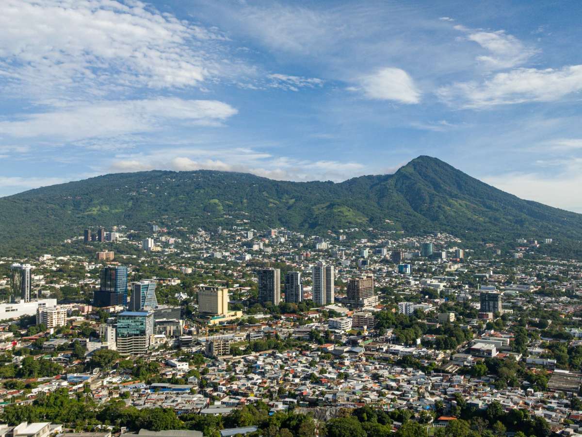 Ola de calor continuará en El Salvador con tardes y noches cálidas