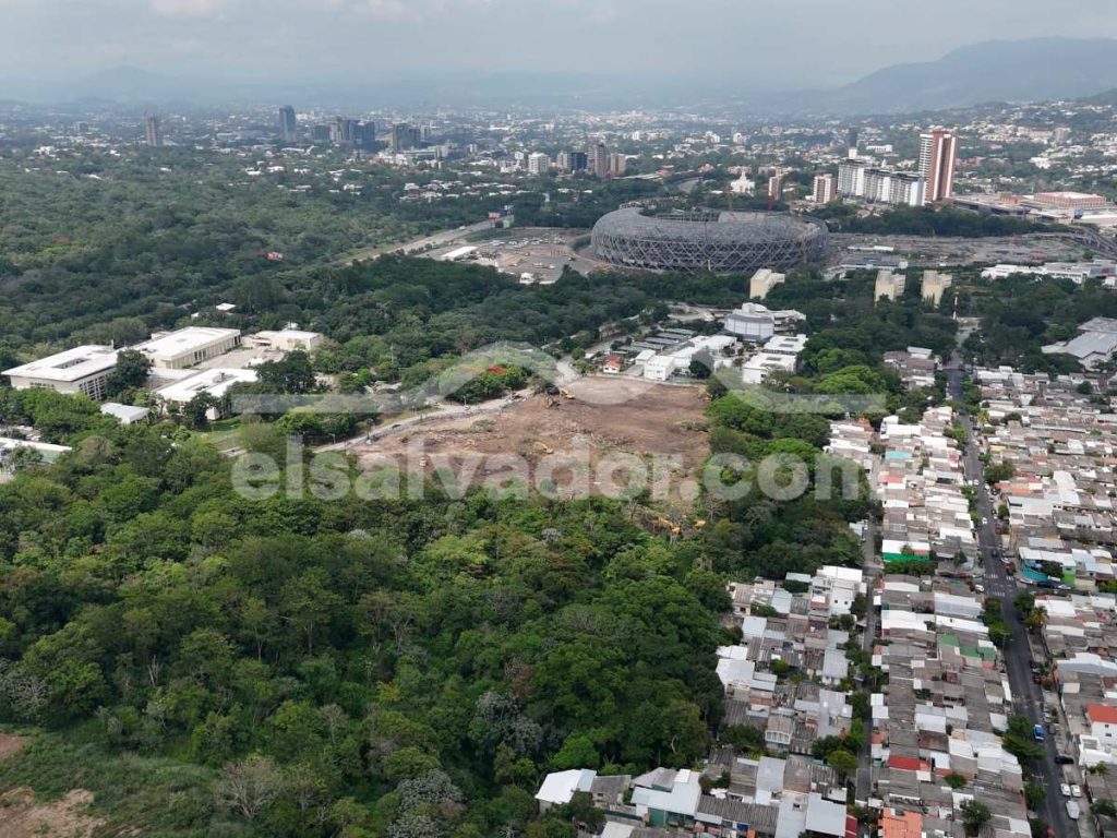 Así luce el terreno de la finca El Espino donde avanzan los preparativos para el nuevo CIFCO. Fotografía/ Steven Anzora