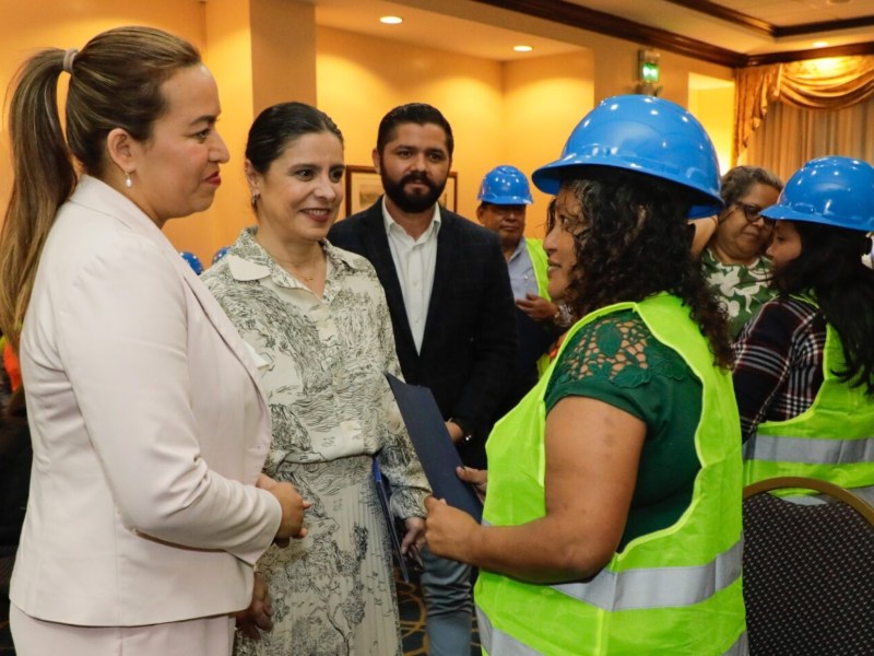 Los beneficiarios participaron en jornadas prácticas y teóricas para fortalecer sus opciones de empleo. Foto: cortesía Ministerio de Relaciones Exteriores.