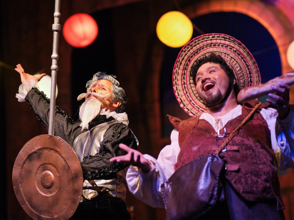 La Fundación Alcira Alonso inauguró su primera temporada con una colorida y enérgica puesta en escena de Don Quijote en el Teatro Presidente. Fotografía/ Cortesía Sebastián Valera