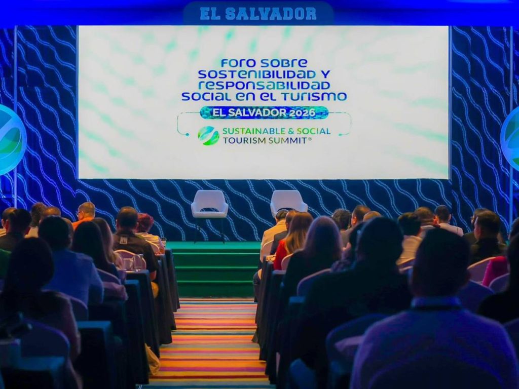 El Salvador fue sede del primer foro internacional de sostenibilidad y responsabilidad social en turismo fuera de México.