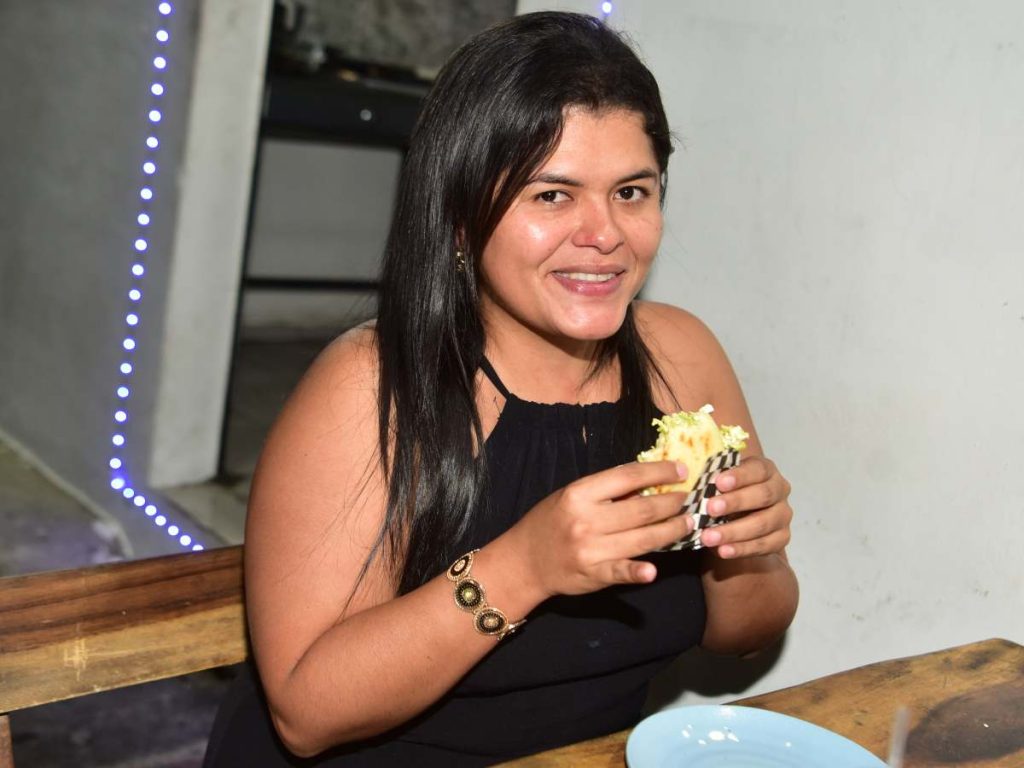 Desde San Salvador, Ronald comparte un pedacito de Venezuela a través de cada una de sus recetas.