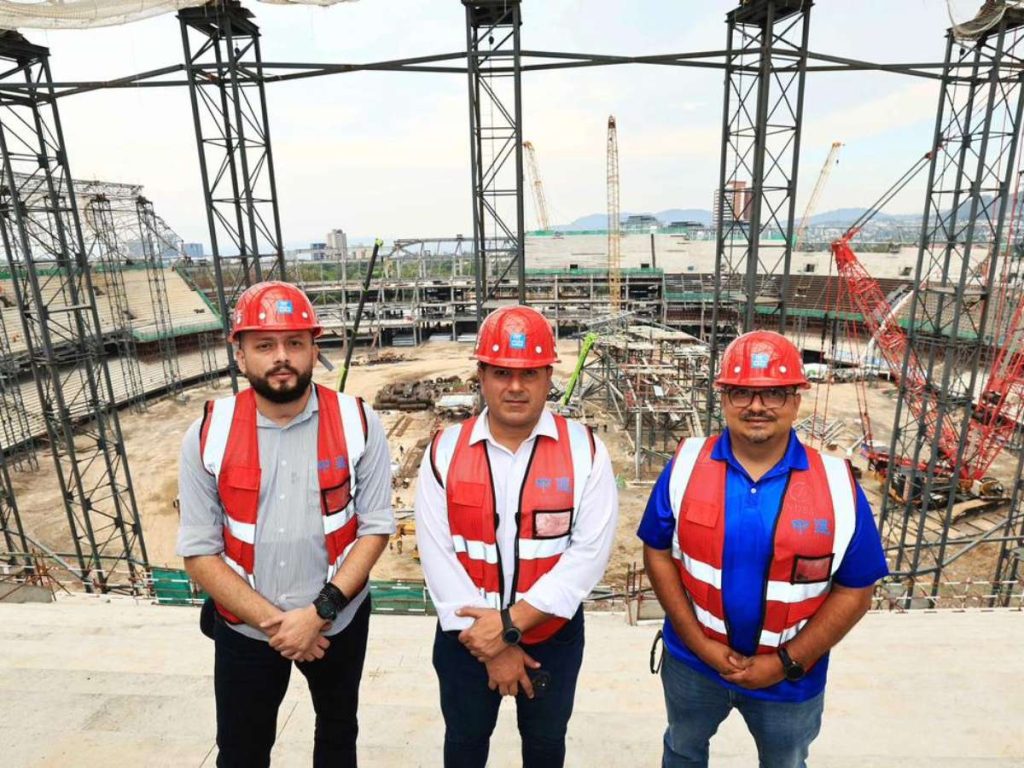 Estadio Nuevo de El Salvador presenta 50% de avance. Foto INDES
