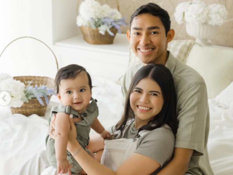 Fernanfloo compartió nuevas fotos junto a su esposa, Sofía de Flores, y su hijo Leo Valentín.