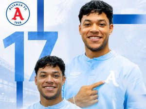 Francis Castillo renueva con Alianza. Foto Alianza