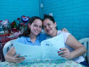 Michelle Sol aseguró que más del 50% de los créditos de vivienda otorgados en El Salvador están siendo entregados a mujeres. Foto EDH / Cortesía