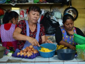 huevos-precio-aumento-el-salvador-huevo