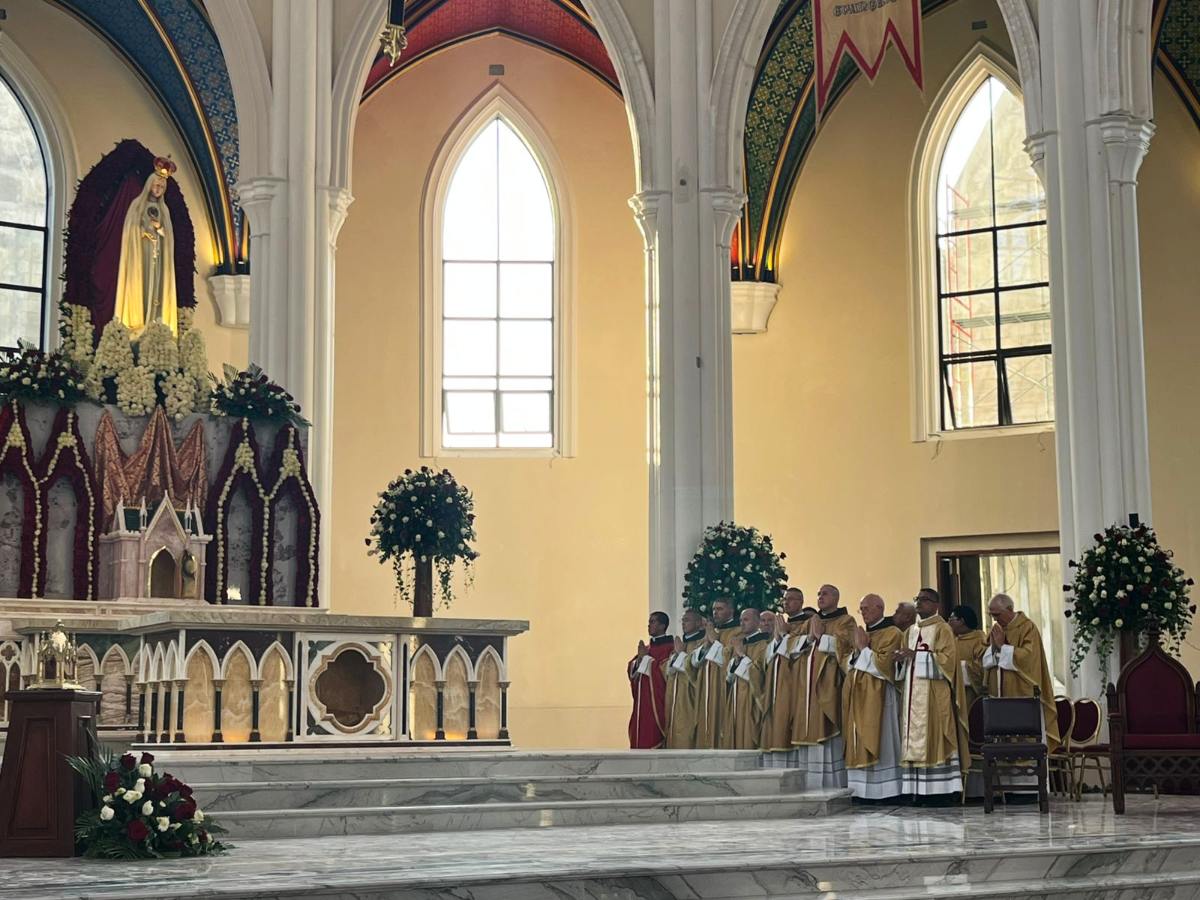 Iglesia de la Virgen de Fátima celebró solemne misa de dedicación