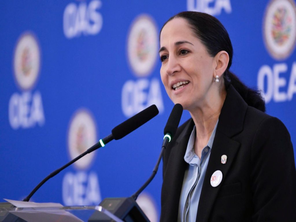 ministra de Cultura de Panamá, María Eugenia Herrera (3)