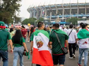Aficionados latinoamericanos convierten los torneos de fútbol en experiencias turísticas multidestino rumbo al Mundial 2026.