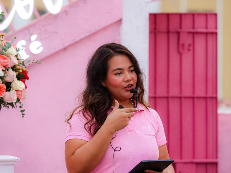 María José Jiménez destacó que el proyecto generó 15 empleos directos para jóvenes salvadoreños. Foto: cortesía Secretaría de Prensa