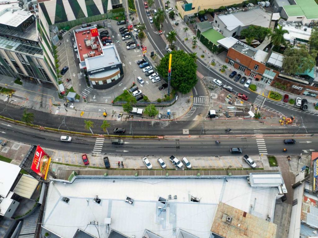 El tránsito fue restablecido en ambos carriles del bulevar Sergio Vieira de Mello, en la Zona Rosa.