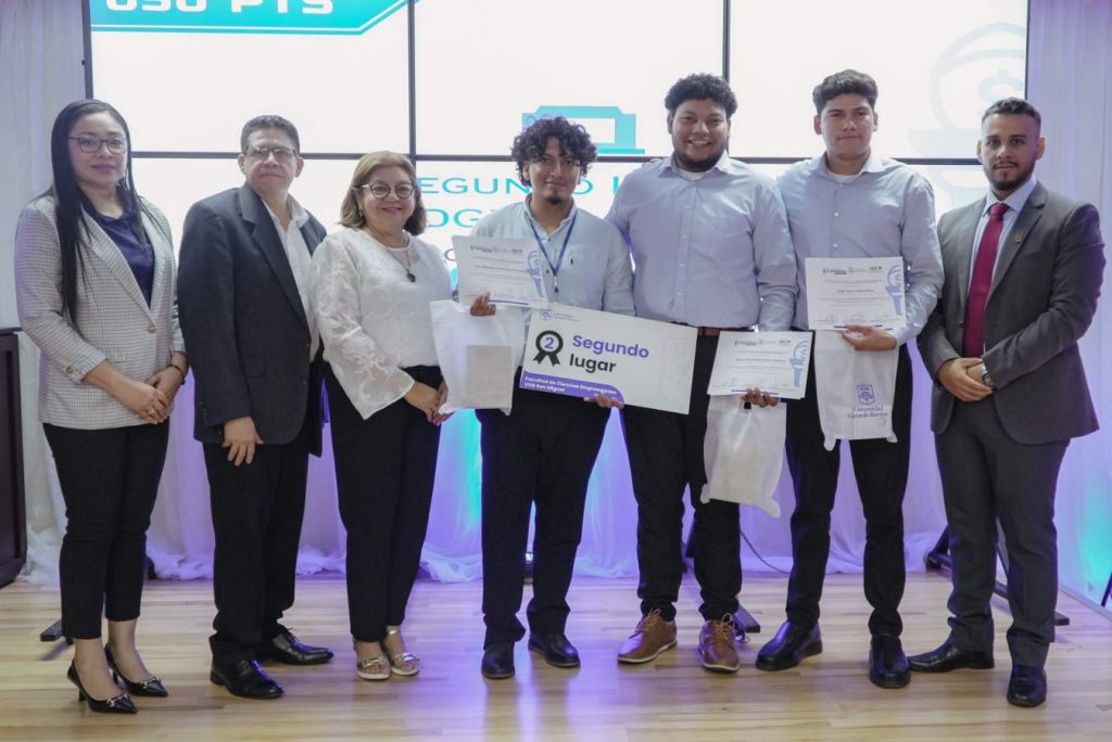 “DGBE Contadores”, de la Universidad Gerardo Barrios (UGB), logró el segundo lugar con 50 puntos