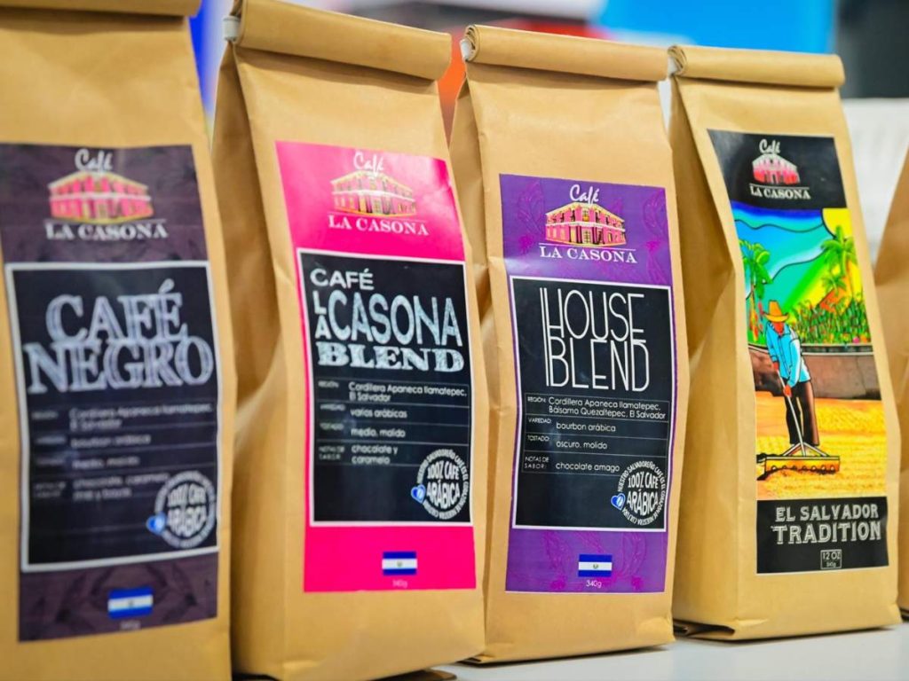 Micro y pequeñas empresas presentaron productos salvadoreños con potencial de exportación hacia Israel. Foto / Secretaría de Prensa